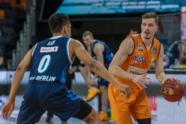 阵地战与反 阵地战与反