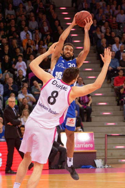 在更衣室内 在更衣室内